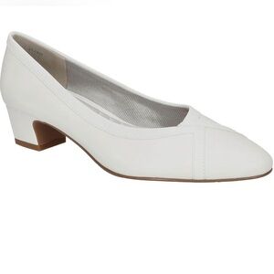 Easy Street Women's Myrtle Pump